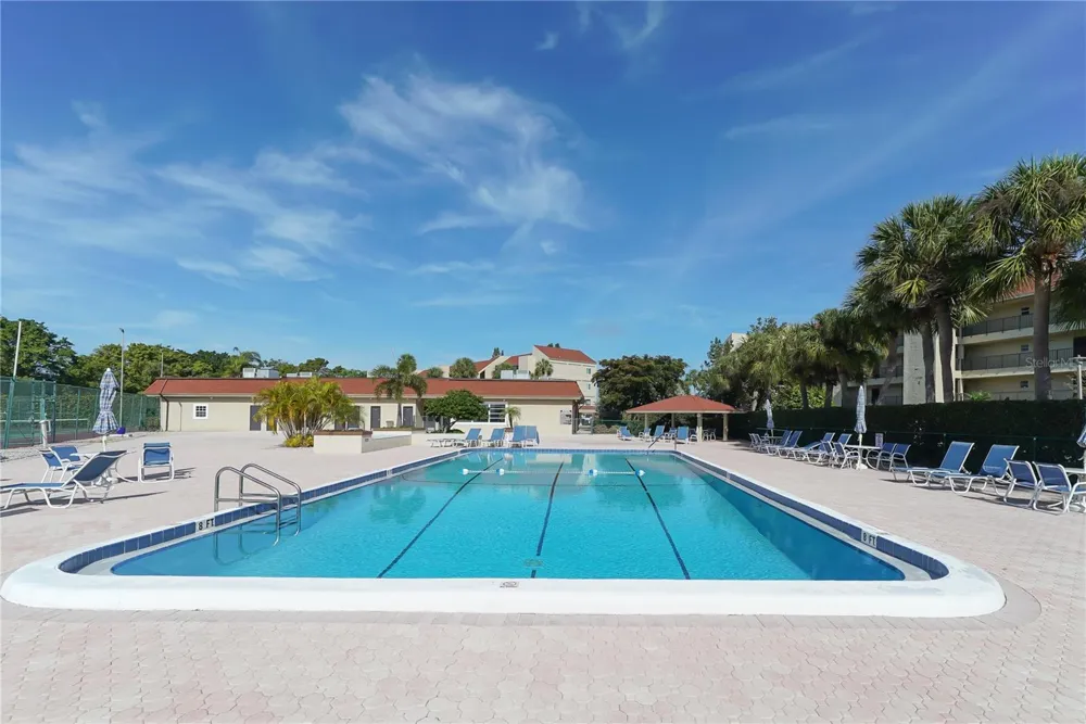 4750 GULF OF MEXICO DRIVE #Villa 8 Longboat Key, FL 34228