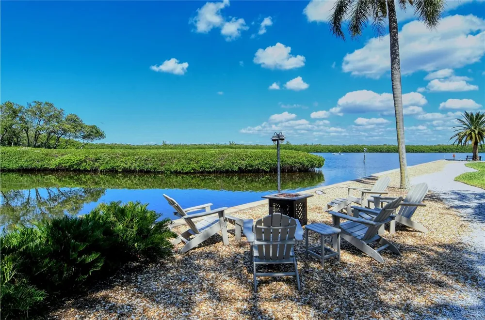 4750 GULF OF MEXICO DRIVE #Villa 8 Longboat Key, FL 34228