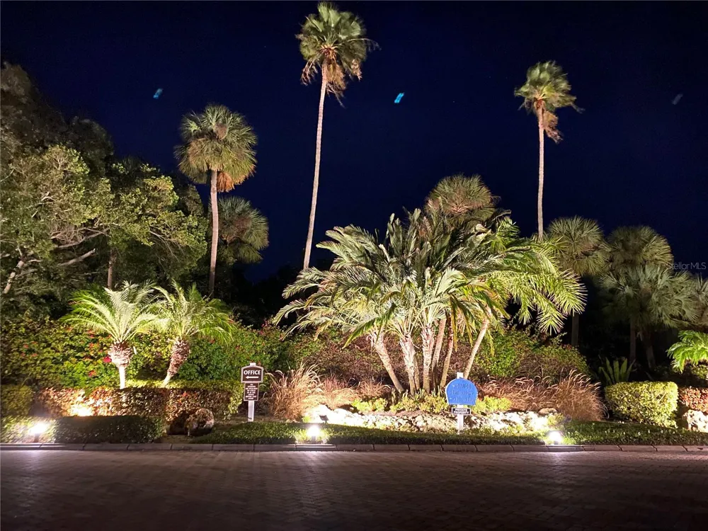 4750 GULF OF MEXICO DRIVE #Villa 8 Longboat Key, FL 34228