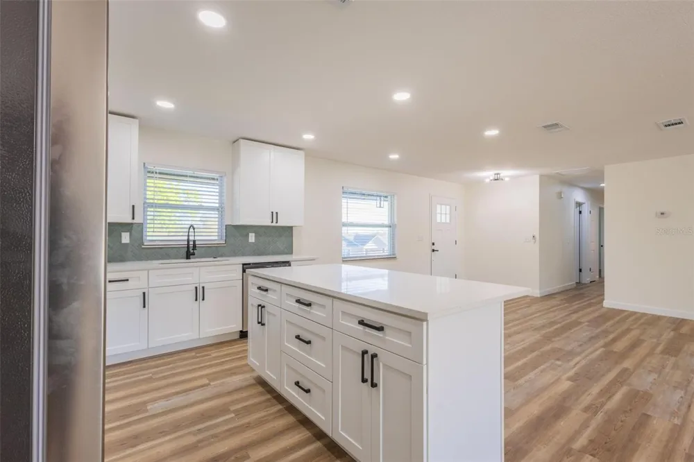 1517 HALLAM COURT Lakeland, FL 33813