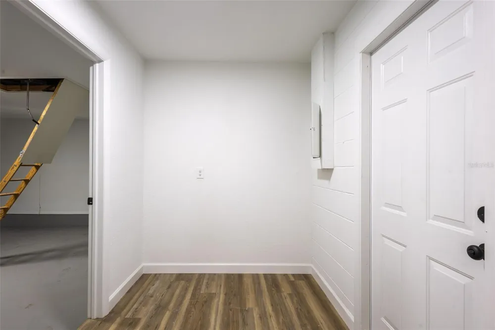 1517 HALLAM COURT Lakeland, FL 33813