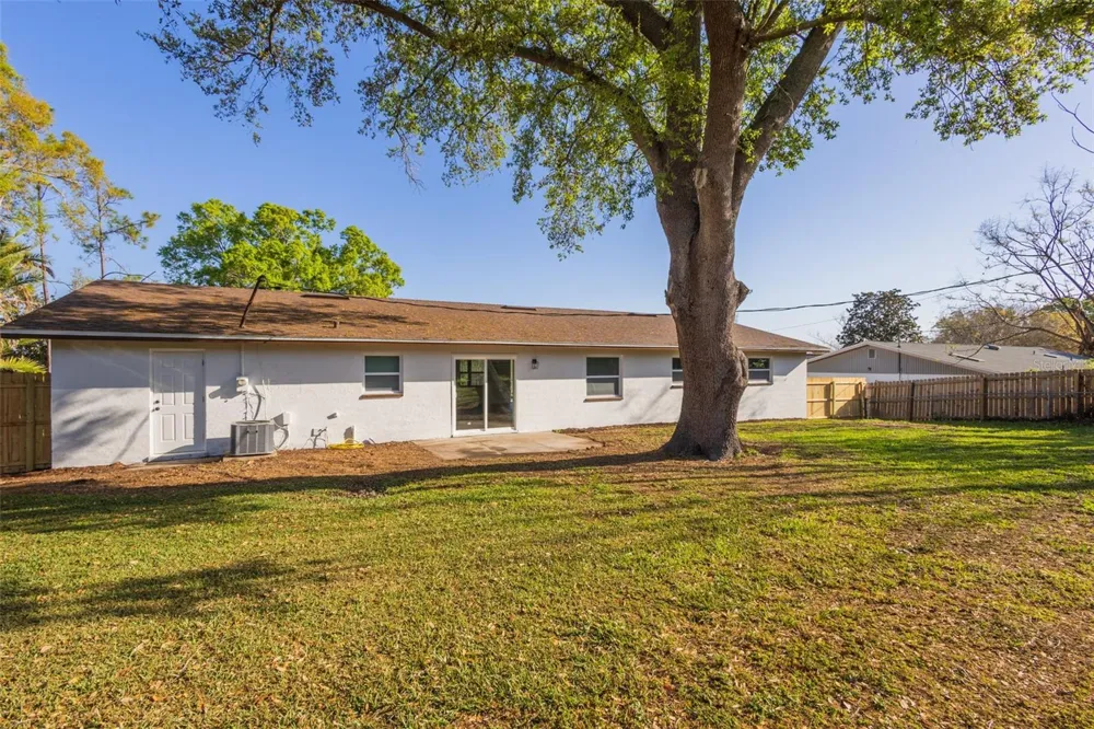 1517 HALLAM COURT Lakeland, FL 33813