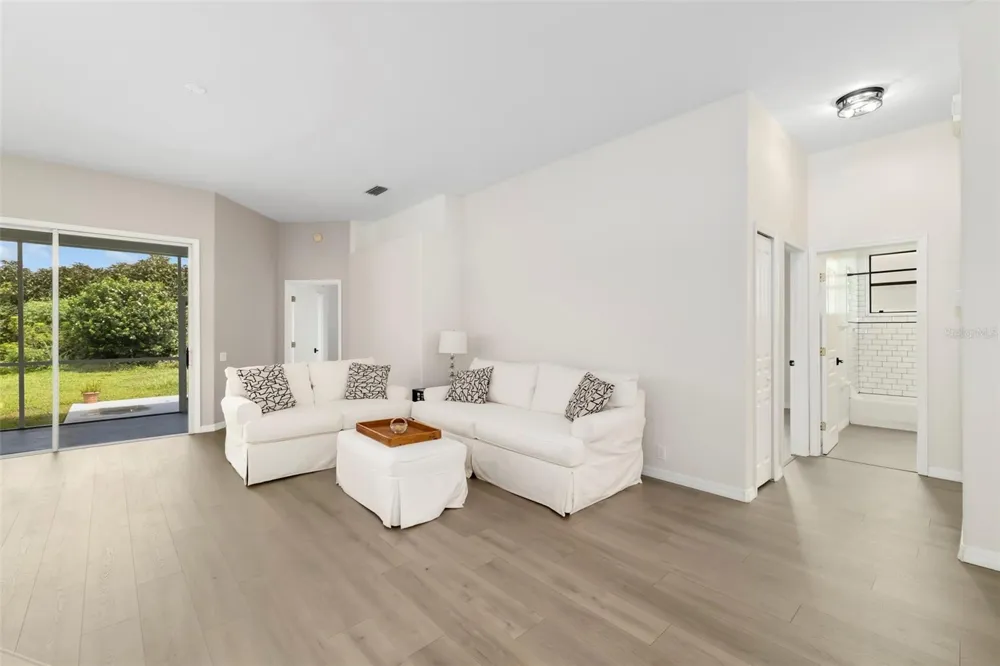 4346 BRECKENRIDGE WAY #5 Sarasota, FL 34235