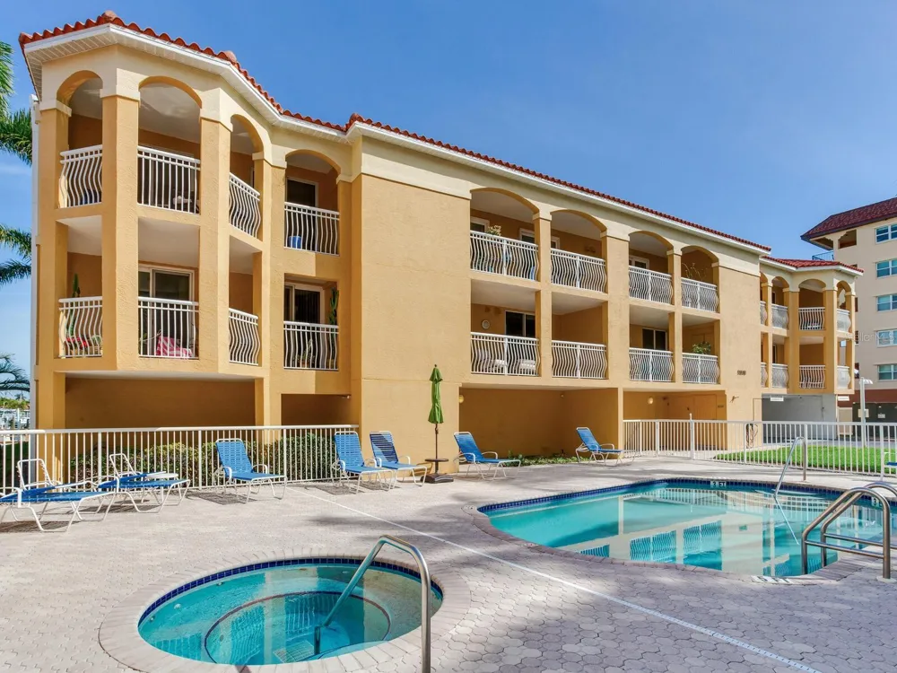 5353 GULF BOULEVARD #B202 St Pete Beach, FL 33706