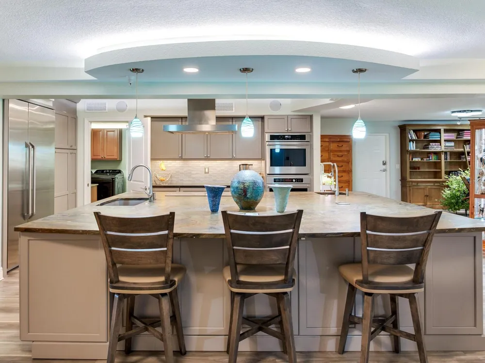 5353 GULF BOULEVARD #B202 St Pete Beach, FL 33706