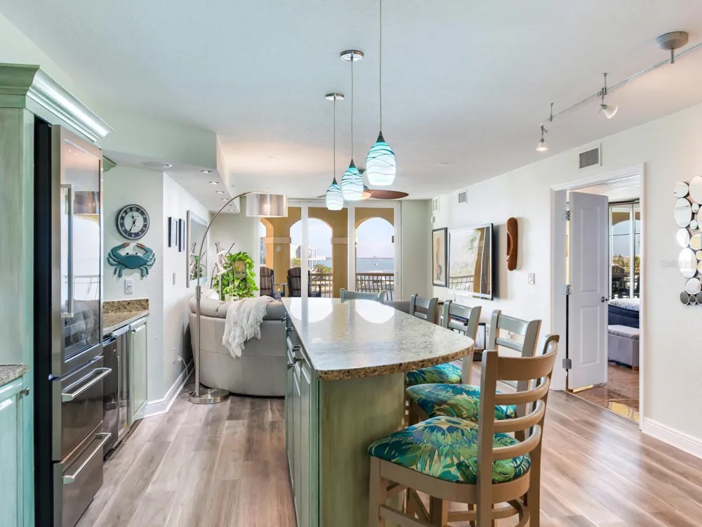 5353 GULF BOULEVARD #B202 St Pete Beach, FL 33706