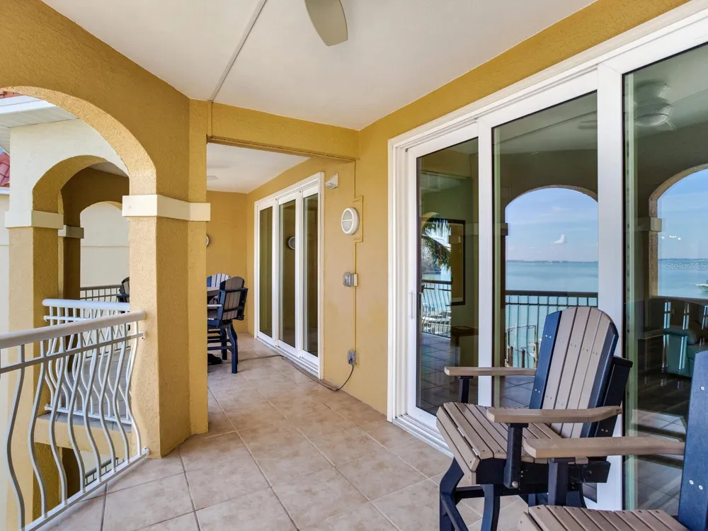 5353 GULF BOULEVARD #B202 St Pete Beach, FL 33706