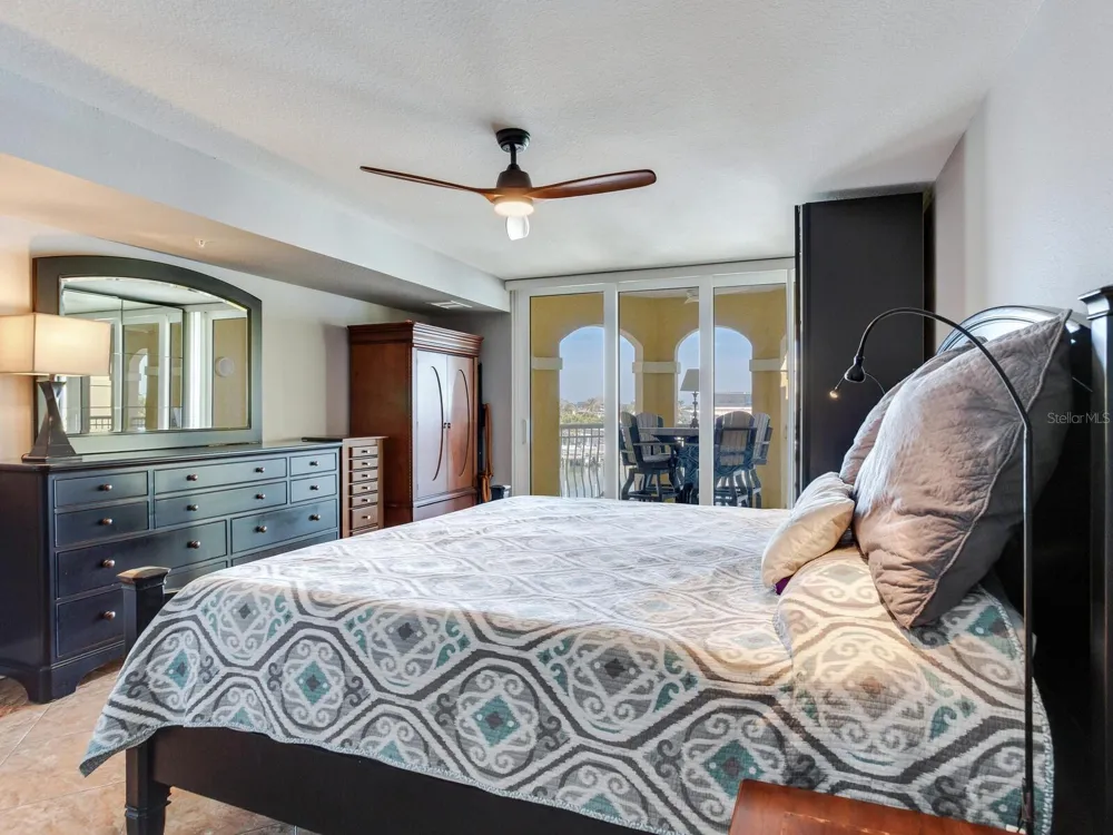 5353 GULF BOULEVARD #B202 St Pete Beach, FL 33706