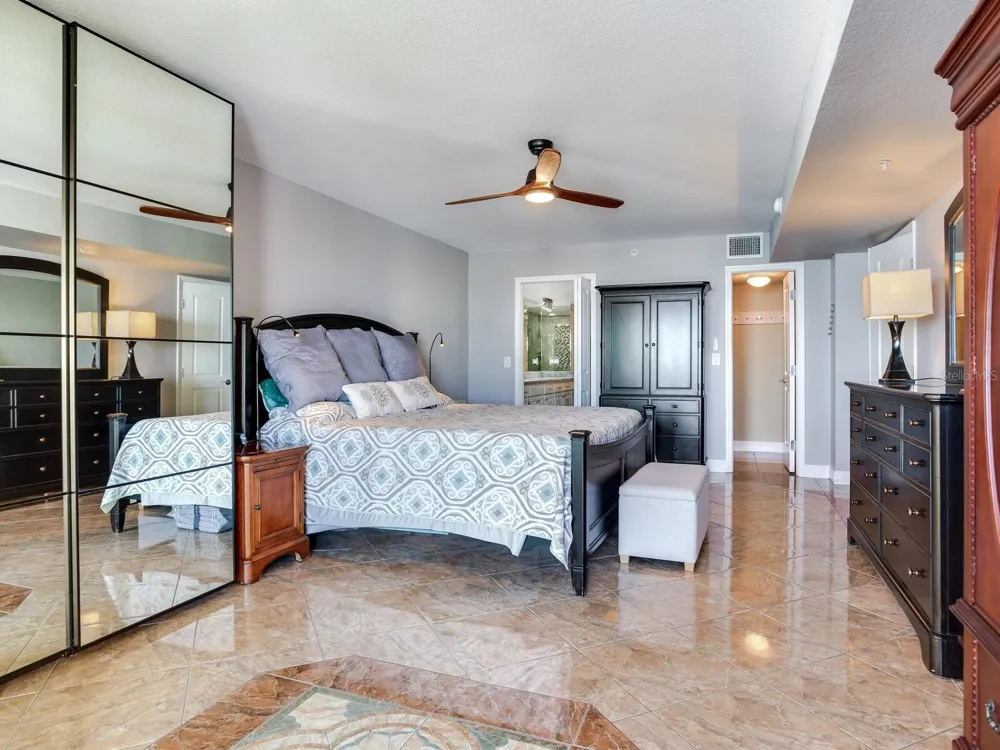 5353 GULF BOULEVARD #B202 St Pete Beach, FL 33706
