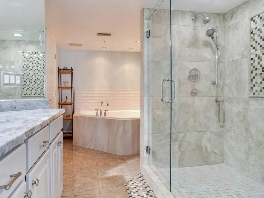 5353 GULF BOULEVARD #B202 St Pete Beach, FL 33706