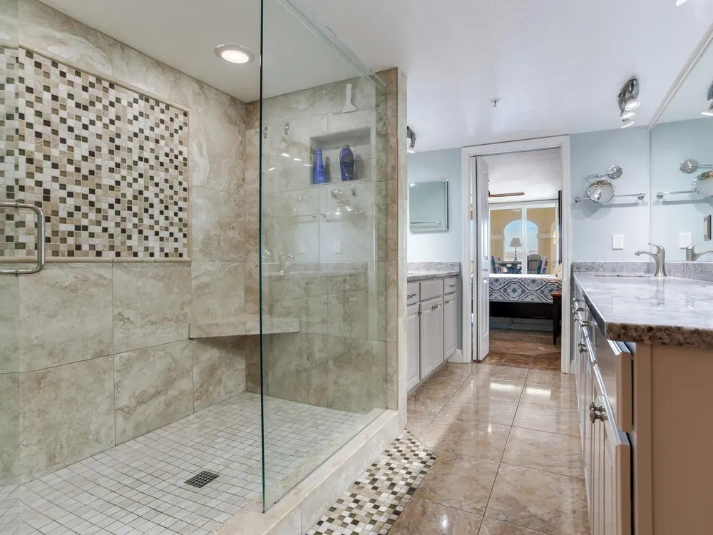 5353 GULF BOULEVARD #B202 St Pete Beach, FL 33706