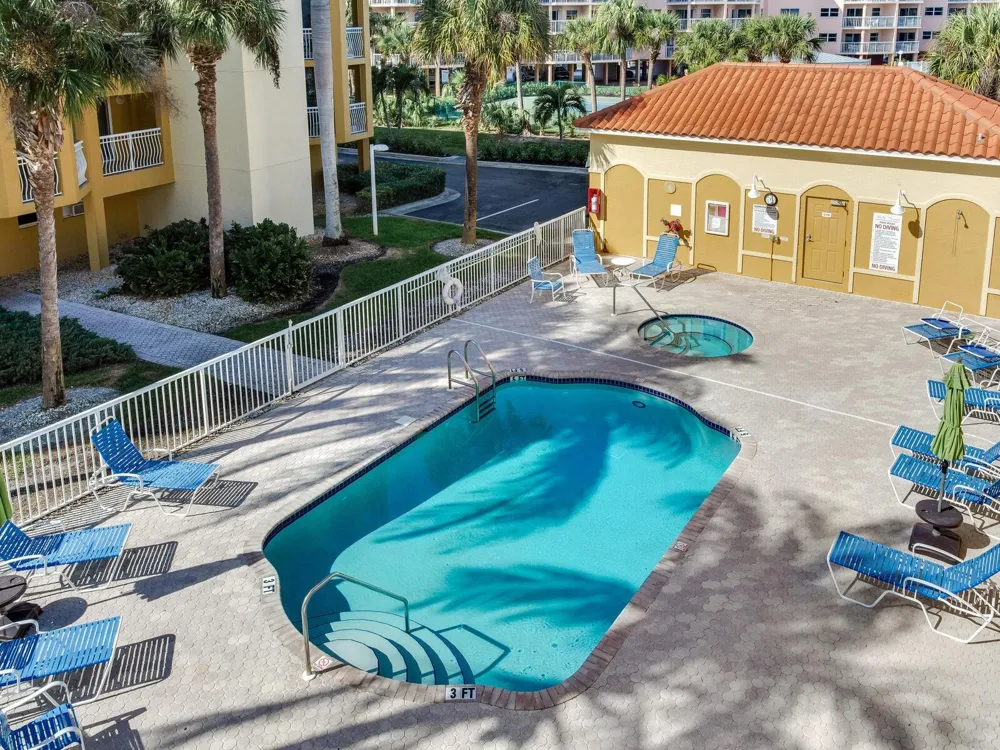 5353 GULF BOULEVARD #B202 St Pete Beach, FL 33706