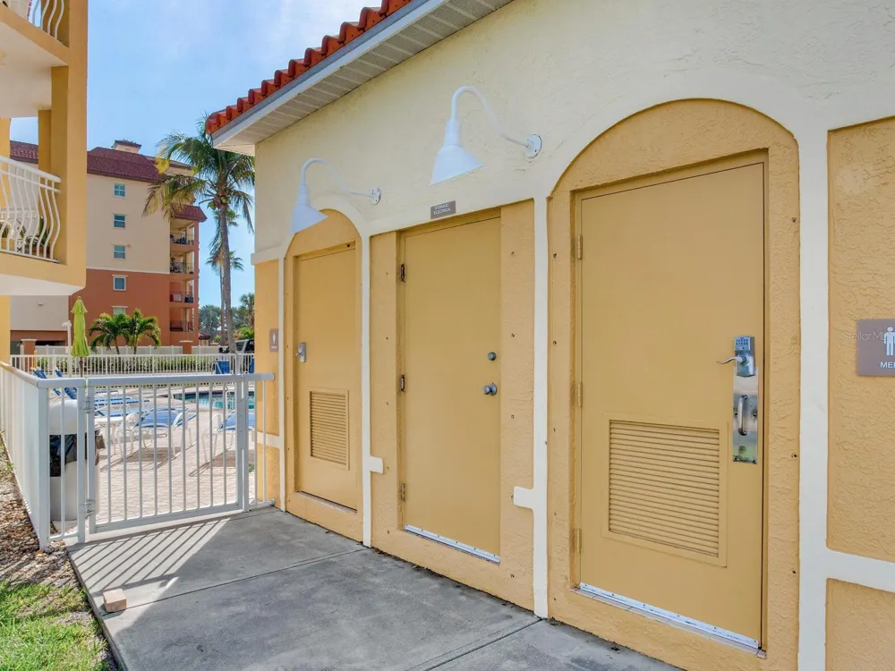 5353 GULF BOULEVARD #B202 St Pete Beach, FL 33706