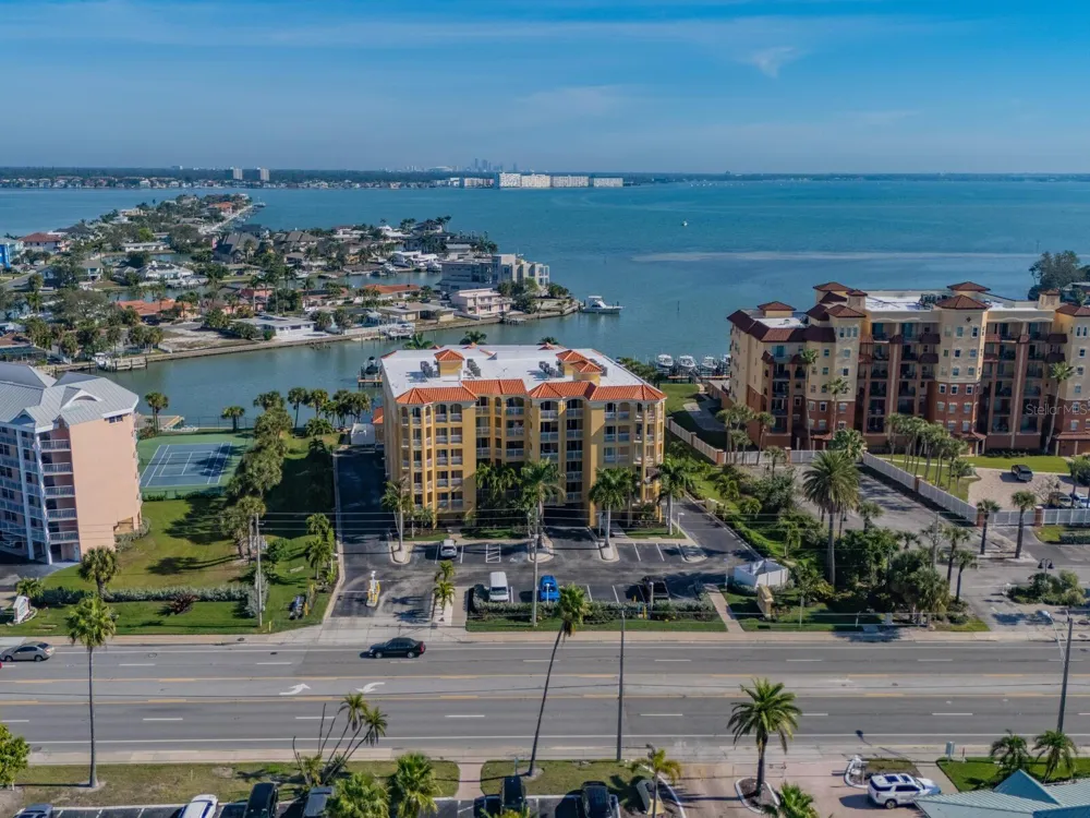 5353 GULF BOULEVARD #B202 St Pete Beach, FL 33706
