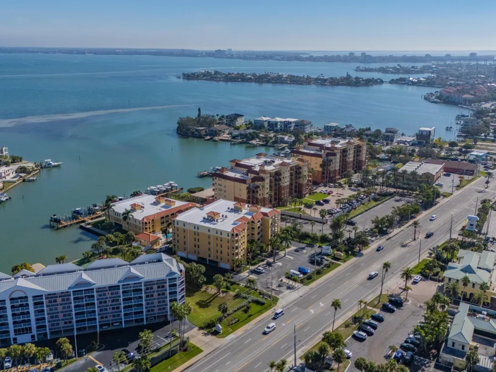 5353 GULF BOULEVARD #B202 St Pete Beach, FL 33706