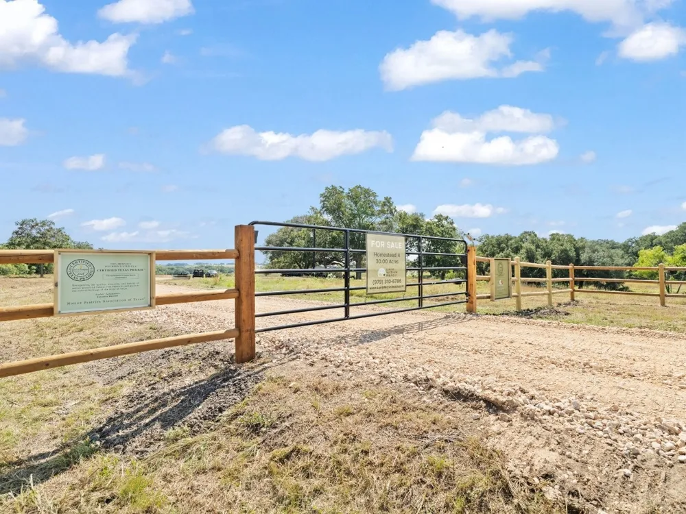 3147 FM 956 Schulenburg, TX 78956