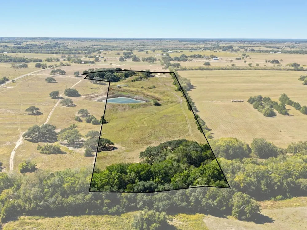 3147 FM 956 Schulenburg, TX 78956