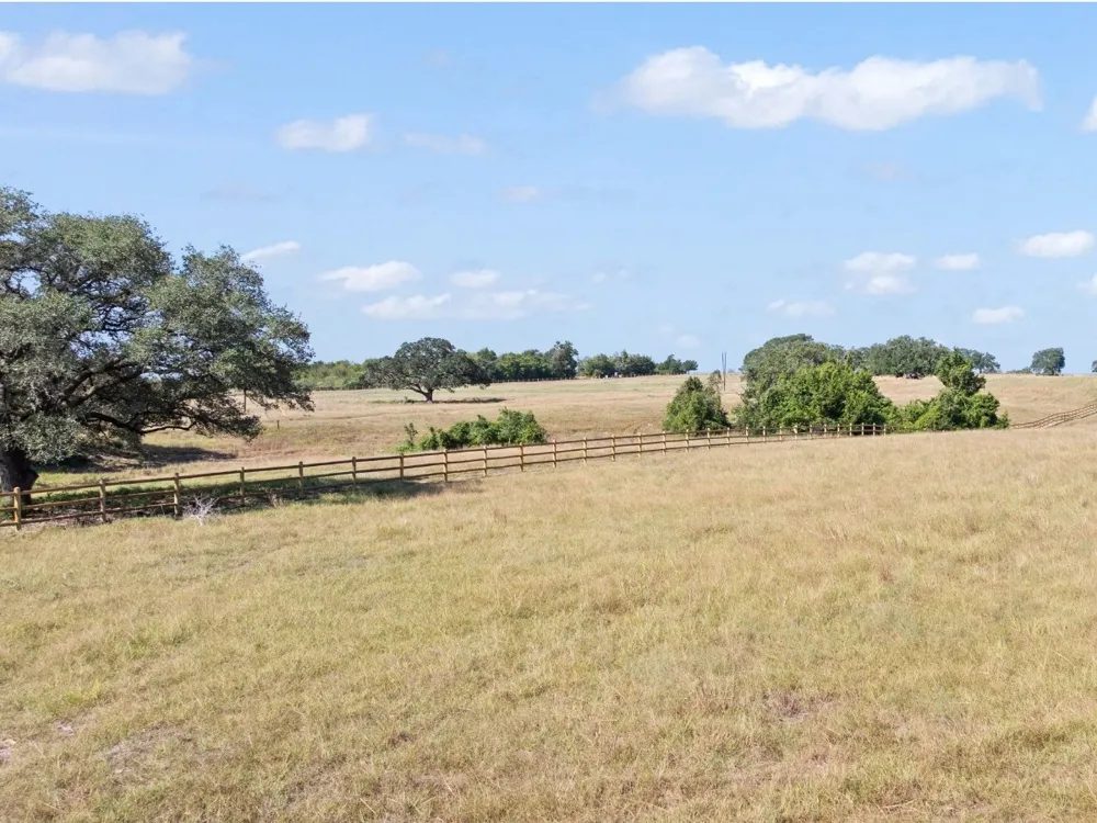 2961 FM 956 Schulenburg, TX 78956