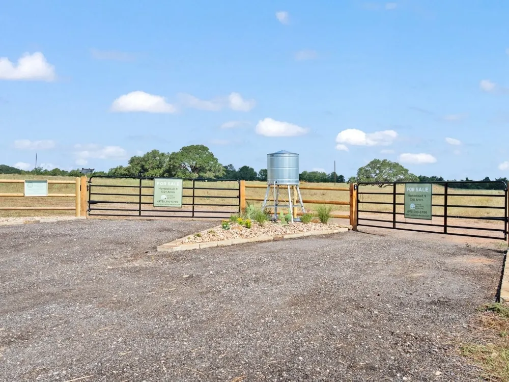 2961 FM 956 Schulenburg, TX 78956