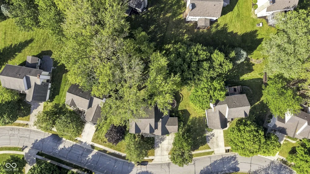 9801 Logan Lane Fishers, IN 46037