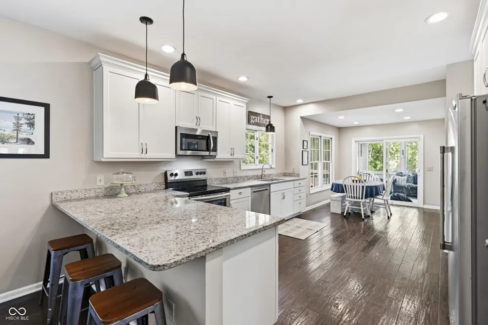 9801 Logan Lane Fishers, IN 46037