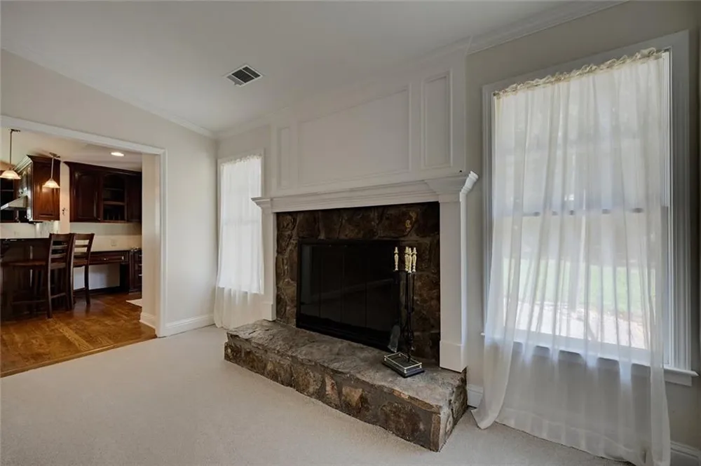 875 Windsor Trail Roswell, GA 30076