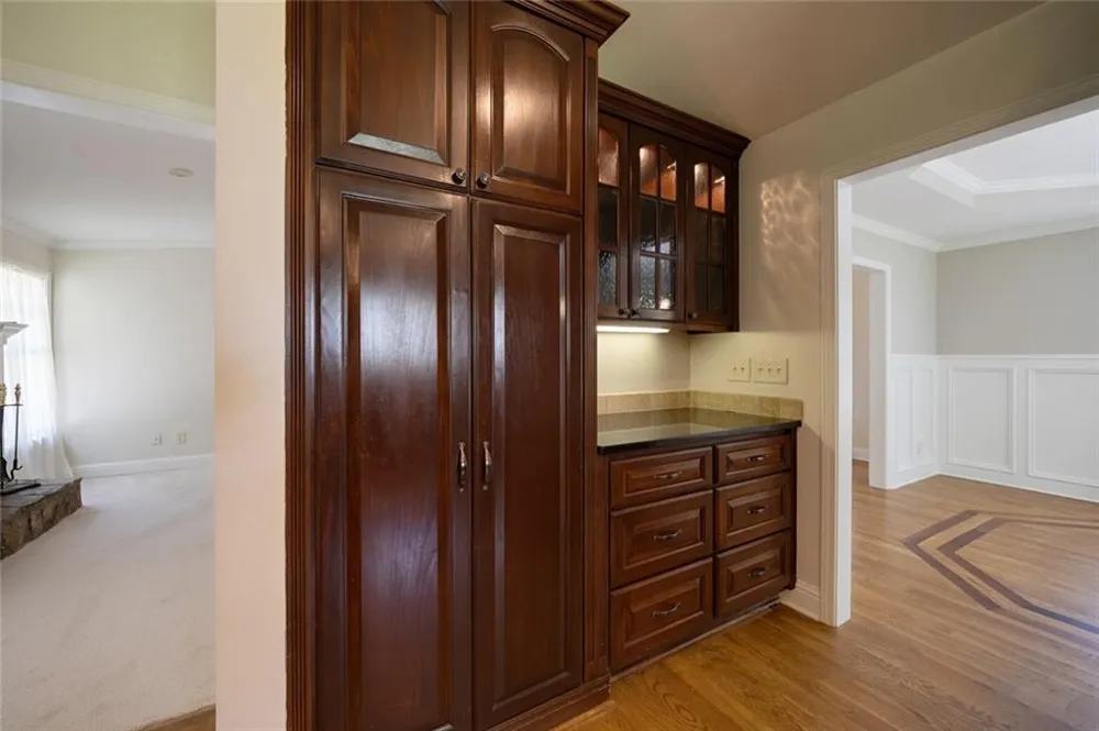 875 Windsor Trail Roswell, GA 30076
