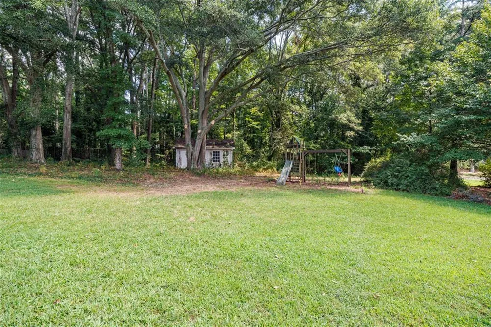 875 Windsor Trail Roswell, GA 30076