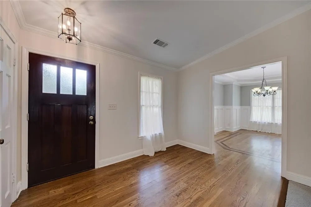 875 Windsor Trail Roswell, GA 30076