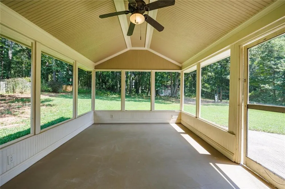 875 Windsor Trail Roswell, GA 30076