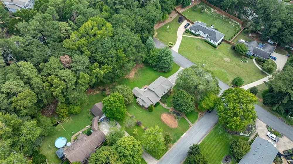 875 Windsor Trail Roswell, GA 30076