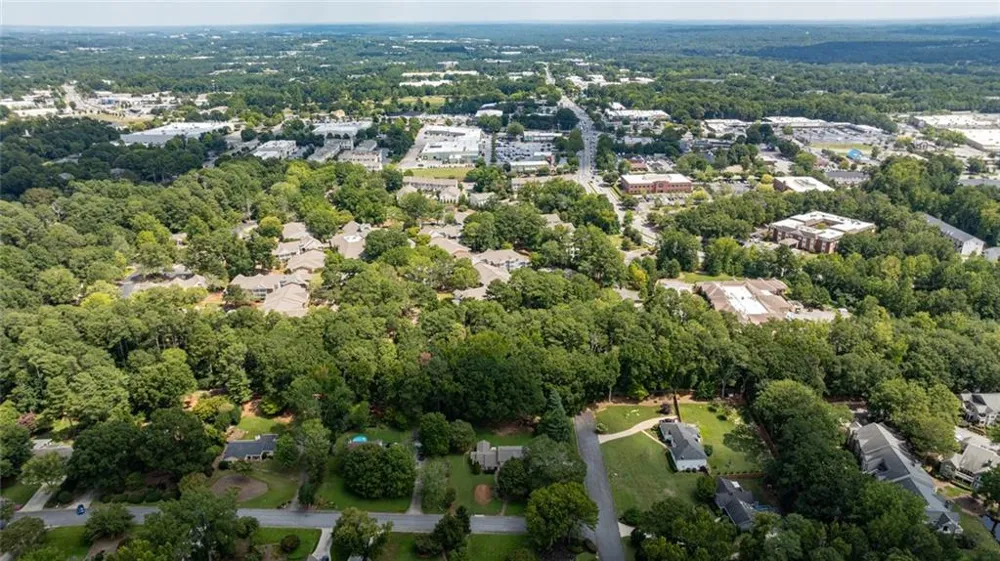 875 Windsor Trail Roswell, GA 30076