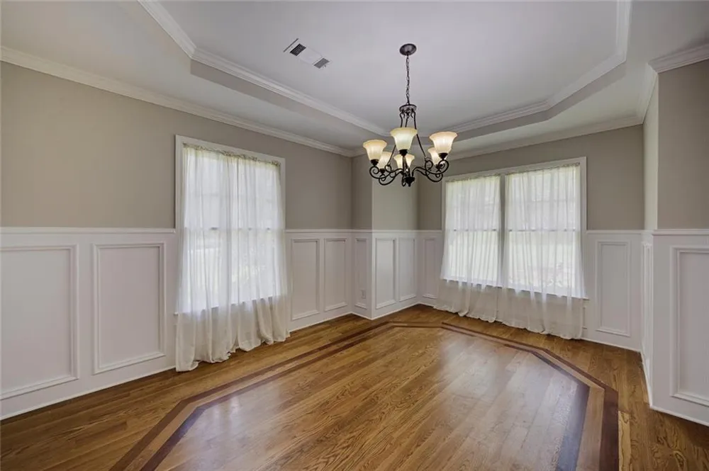 875 Windsor Trail Roswell, GA 30076