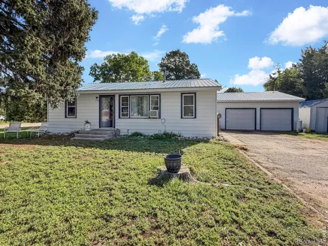 113 Custer Avenue