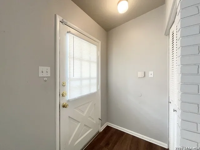 331 CICERO DR San Antonio, TX 78218