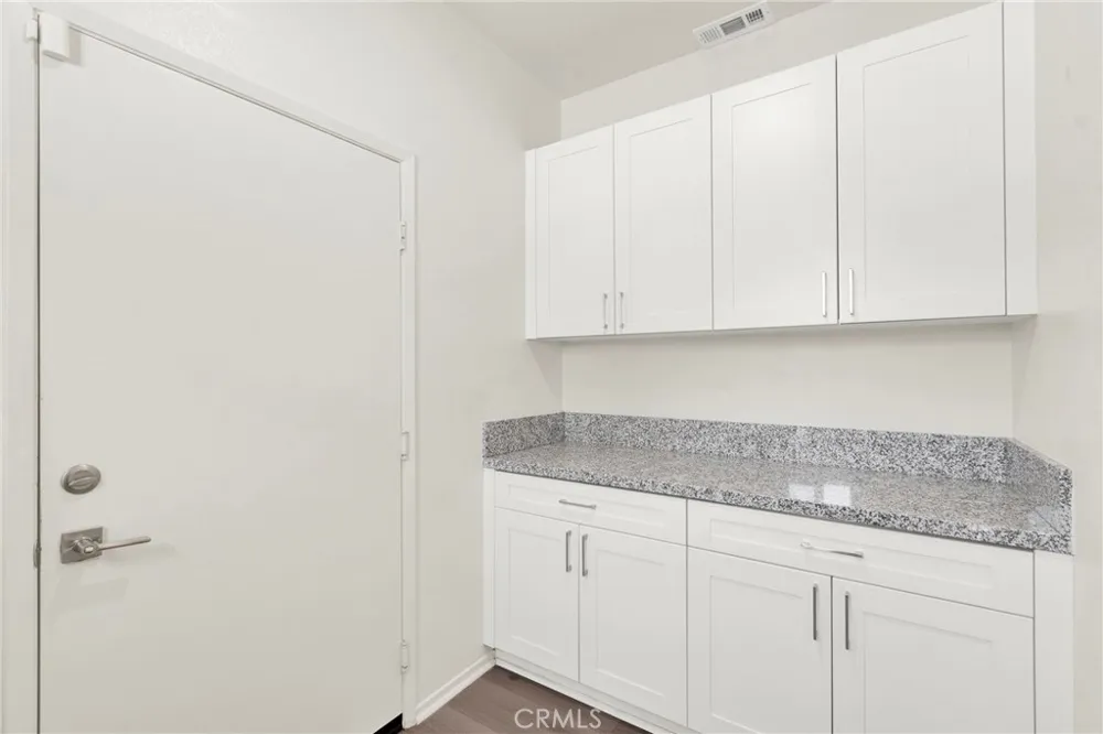 476 W Camellia Way San Jacinto, CA 92583