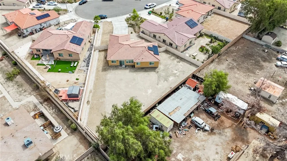 476 W Camellia Way San Jacinto, CA 92583
