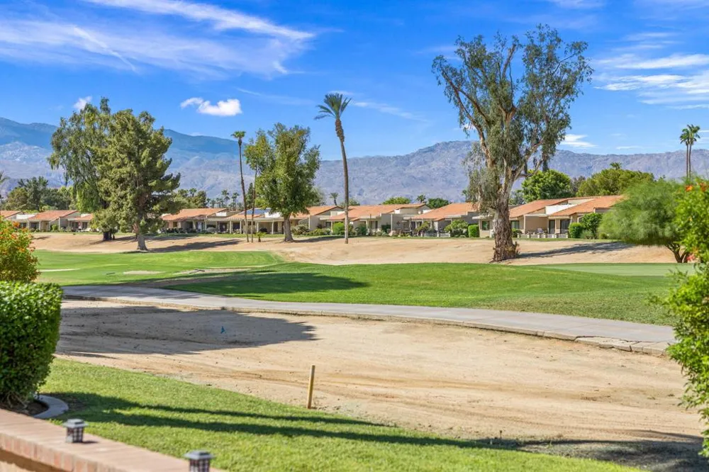 40289 Preston Trail Palm Desert, CA 92211