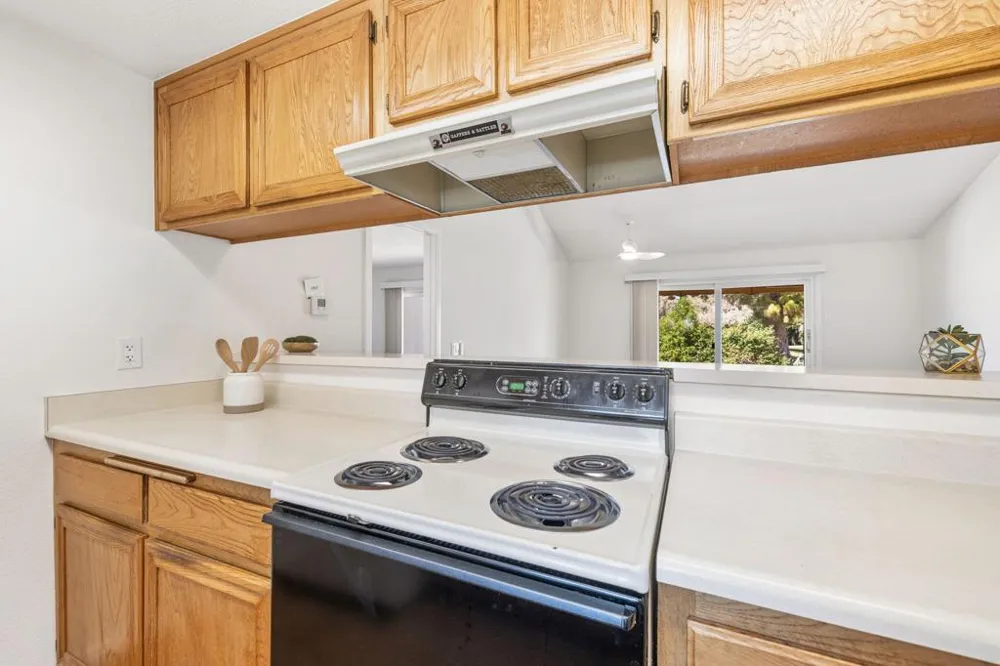 40289 Preston Trail Palm Desert, CA 92211