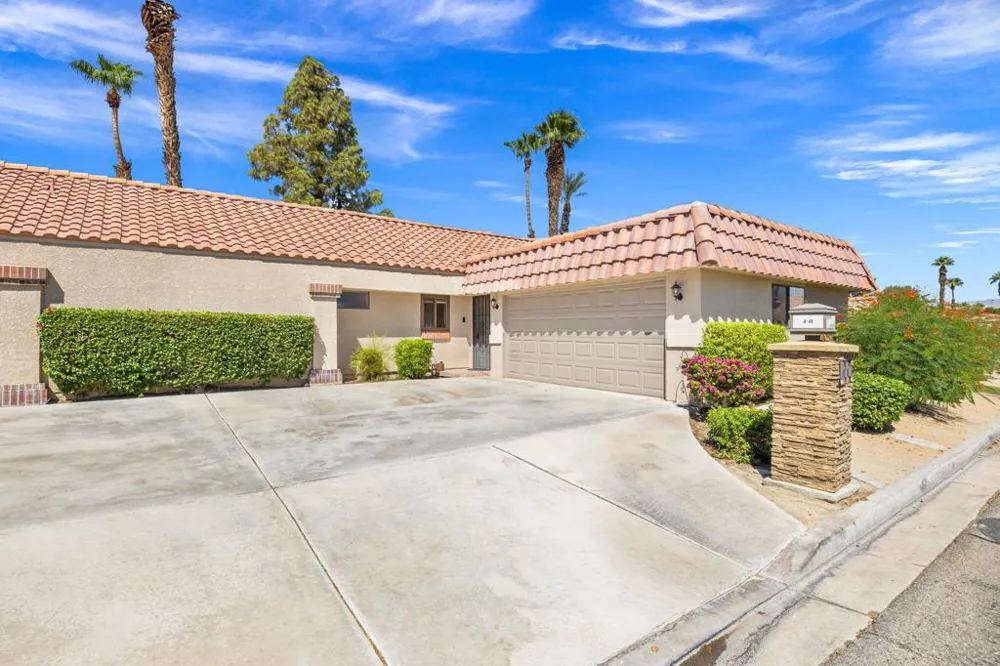 40289 Preston Trail Palm Desert, CA 92211
