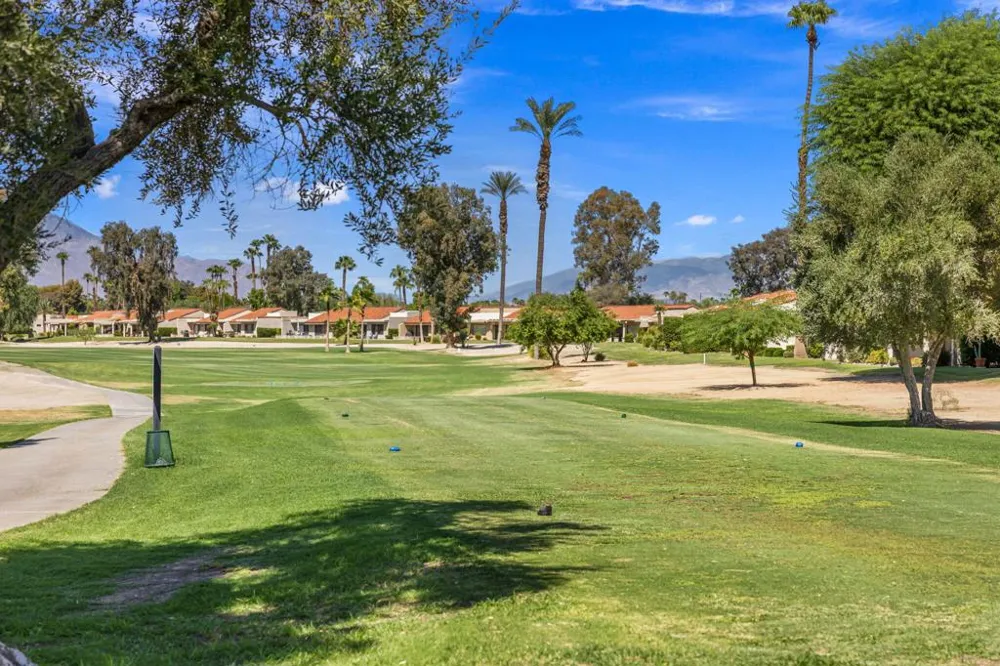40289 Preston Trail Palm Desert, CA 92211