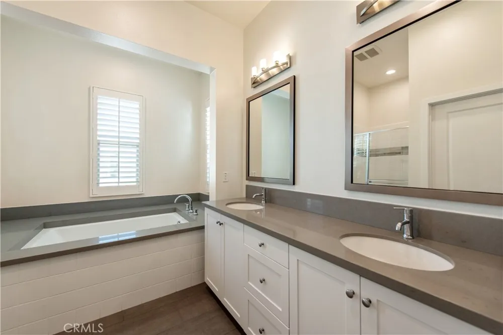 256 Borrego Irvine, CA 92618