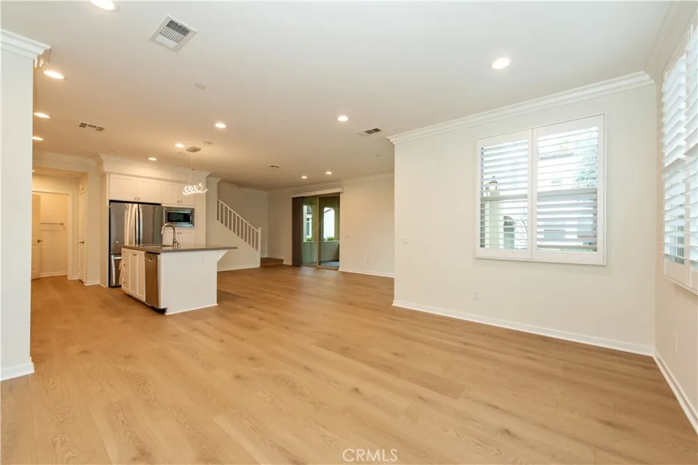 256 Borrego Irvine, CA 92618