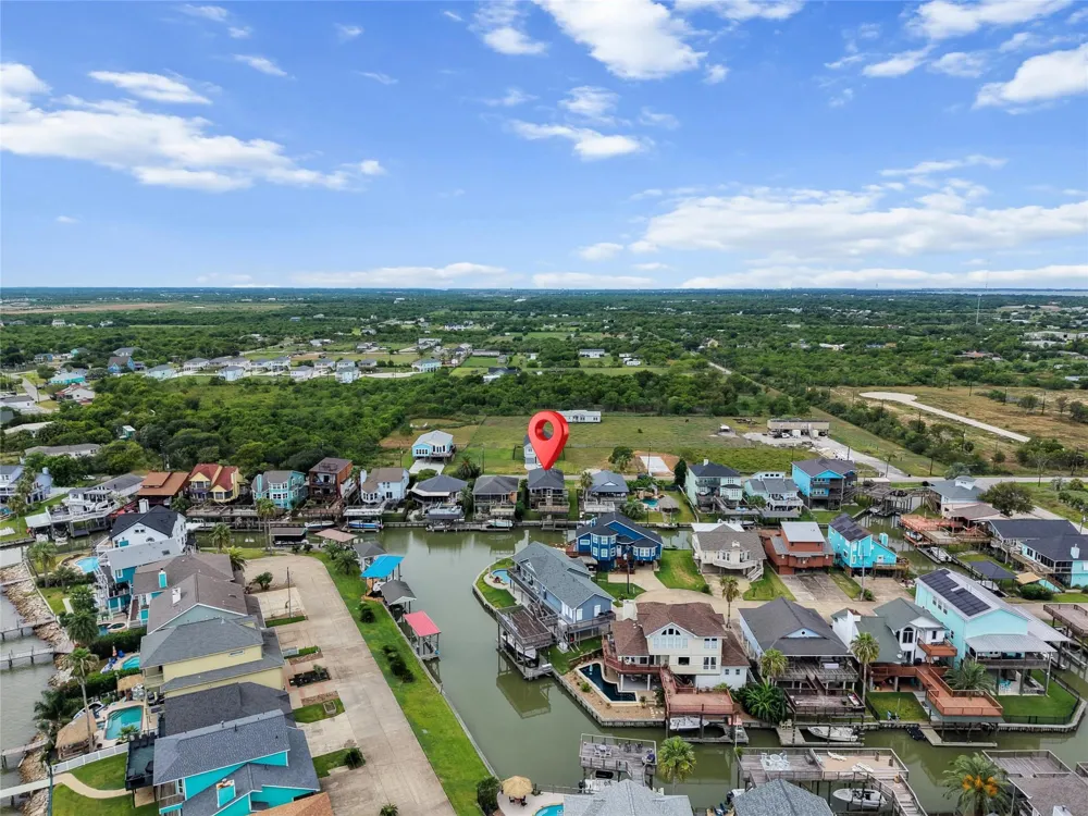 1227 23rd Street San Leon, TX 77539