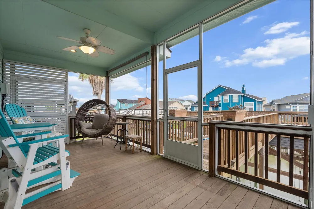 1227 23rd Street San Leon, TX 77539