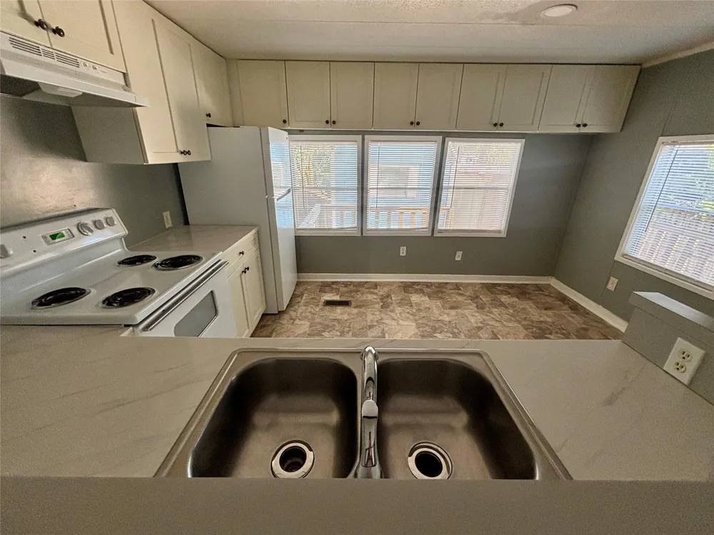 13405 Commander Circle Willis, TX 77318