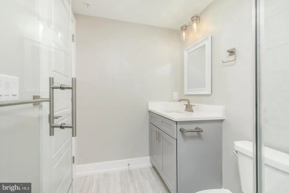 2304 9TH STREET #102 Philadelphia, PA 19133