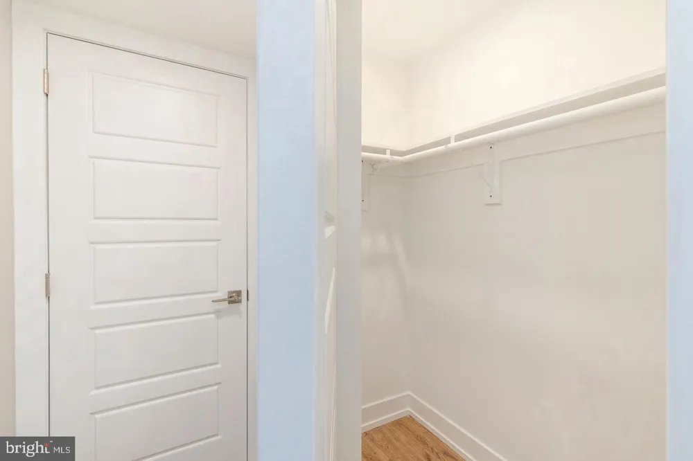 2304 9TH STREET #102 Philadelphia, PA 19133