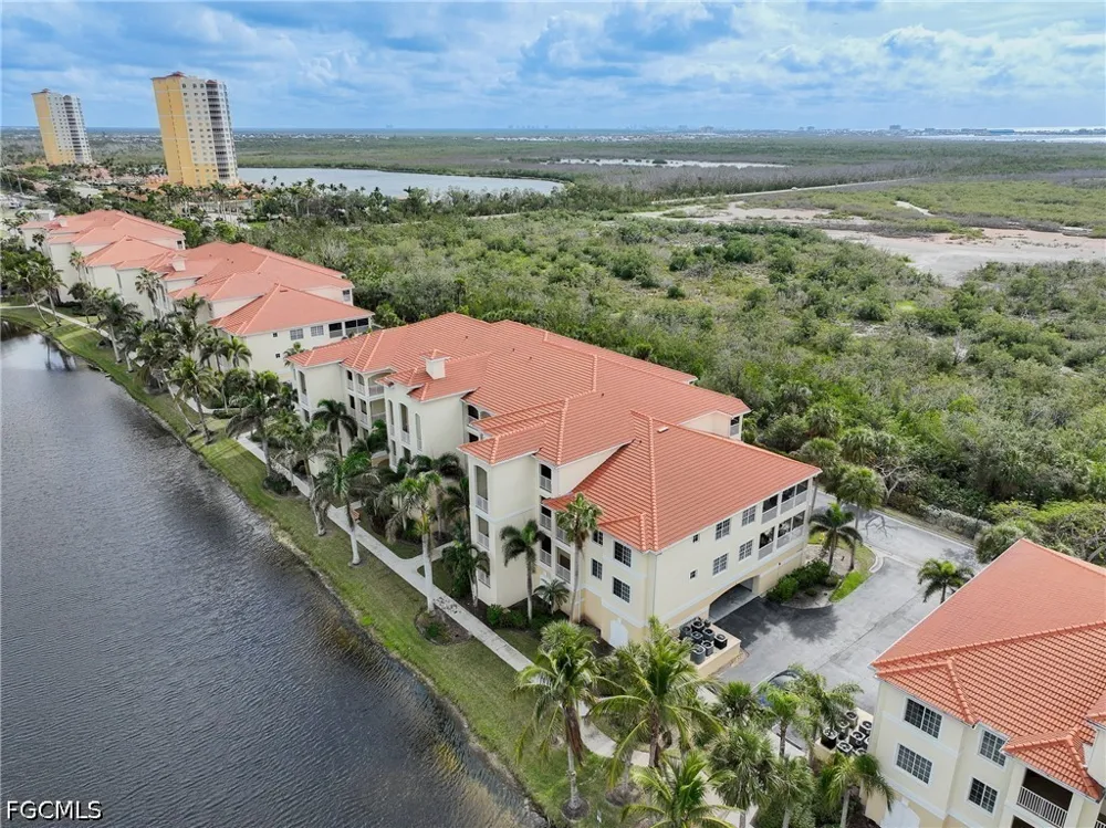 Sanibel View Circle #303 Fort Myers, FL 33908