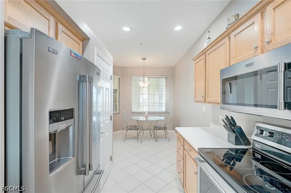 Sanibel View Circle #303 Fort Myers, FL 33908